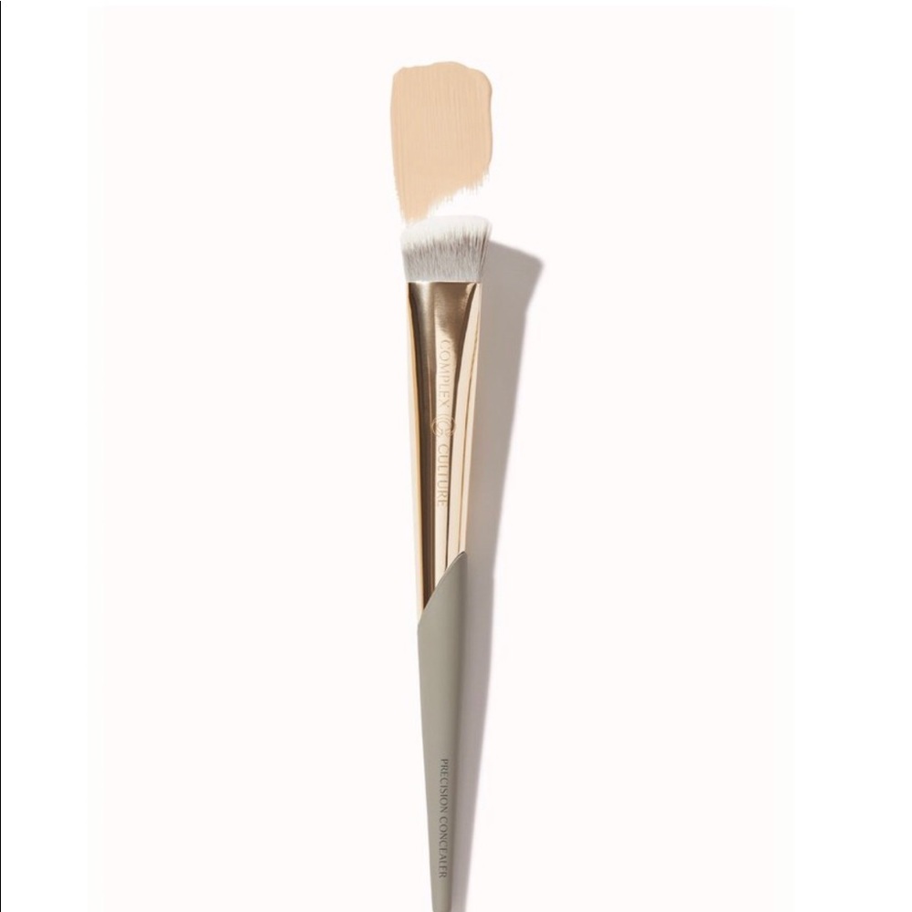 Complex Culture Precision Concealer Brush